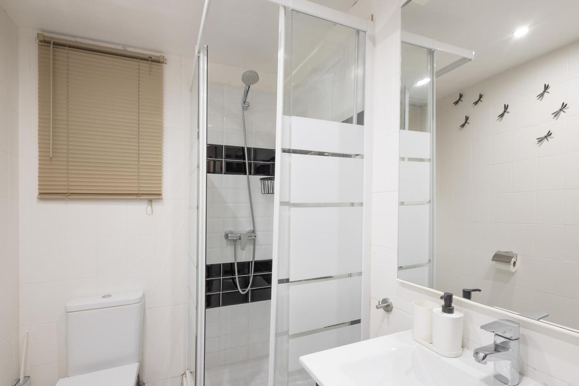 Bonito Piso Cerca De Park Guell Apartment Barcelona Bagian luar foto